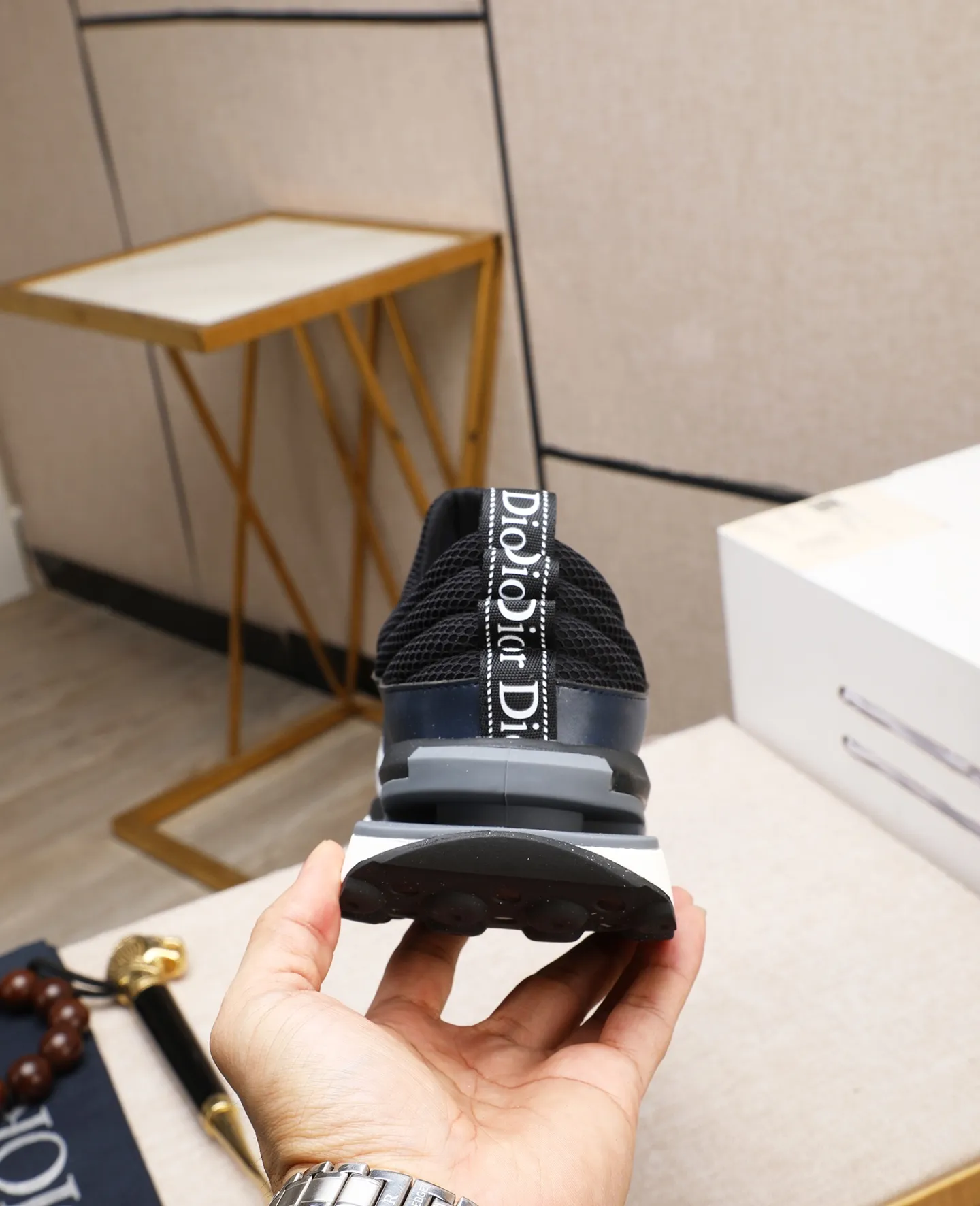 Men's men's shoes💰460 🌹🌹[Dior] 2025 latest model🙈original replica! 👟👟👟You can go to the top-notch workmanship. The upper is made of Italian 🇮🇹imported cowhide. The mesh lining is suitable for travel. The original replica outsole makes it suitable for all kinds of travel, showing low-key luxury. Let quality speak for itself. Color: Size: 38-44